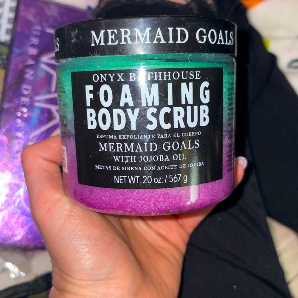 Mermaid Goals Foaming Body Scrub- ONYX BATHHOUSE 20oz